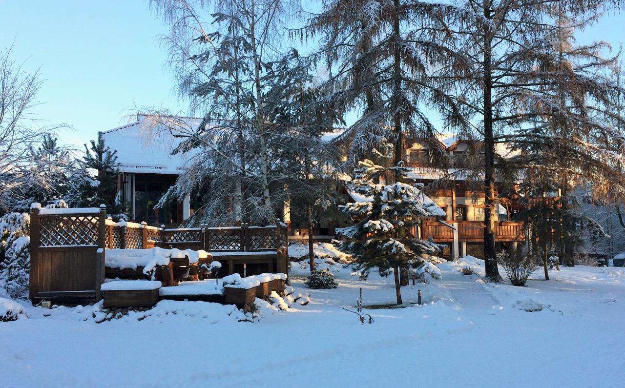 Stajnia Sarnowek Nad Jeziorem Rozany Bed & Breakfast Rozajny Wielkie Exterior foto