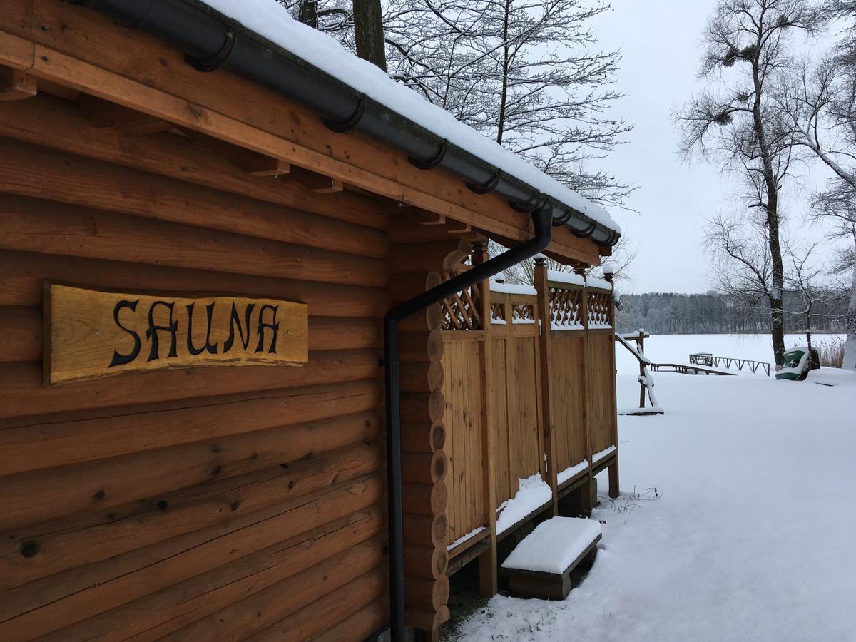 Stajnia Sarnowek Nad Jeziorem Rozany Bed & Breakfast Rozajny Wielkie Exterior foto