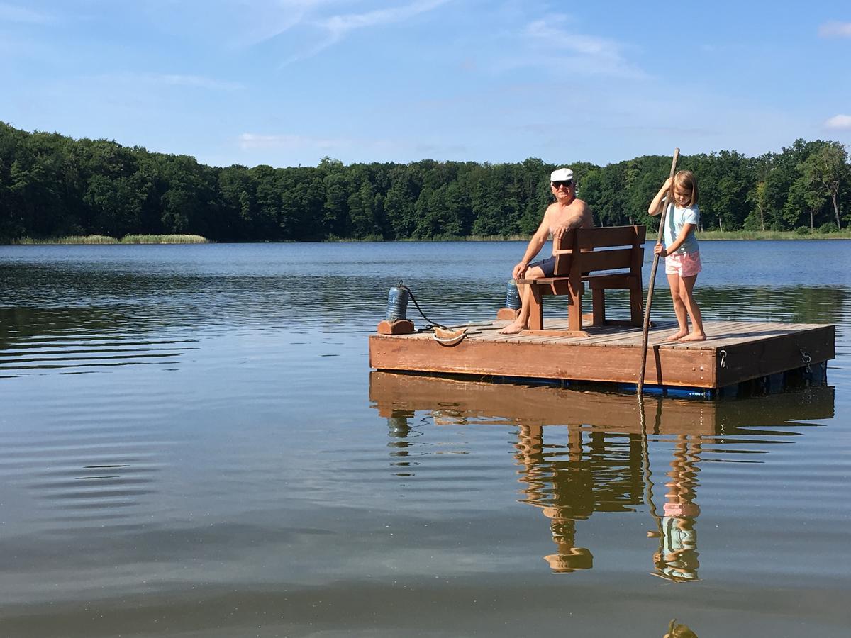 Stajnia Sarnowek Nad Jeziorem Rozany Bed & Breakfast Rozajny Wielkie Exterior foto